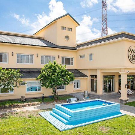 墾丁戀戀星辰湖畔莊園 星辰館 Otel Longshui Dış mekan fotoğraf